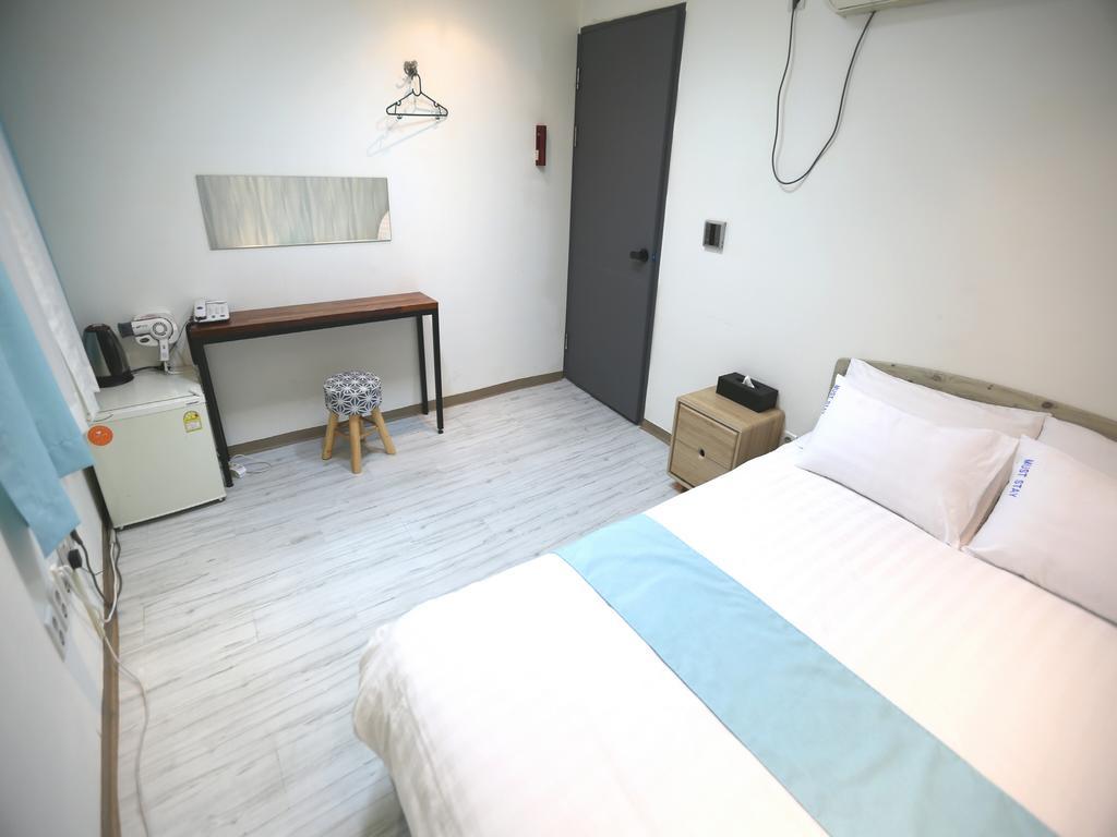 Must Stay Hotel Myeongdong Сеул Экстерьер фото