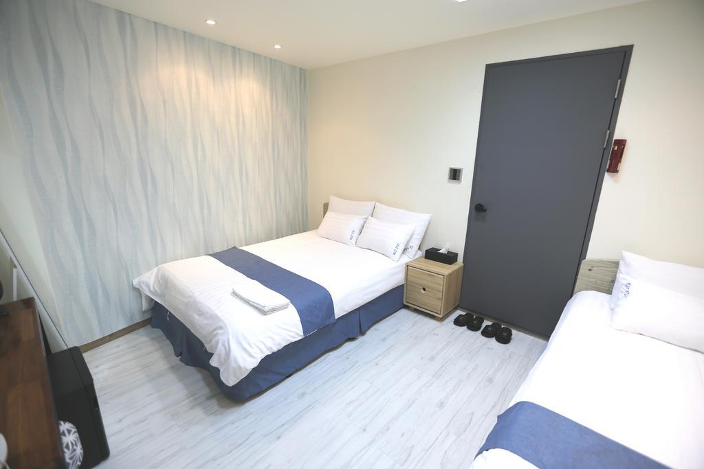 Must Stay Hotel Myeongdong Сеул Экстерьер фото